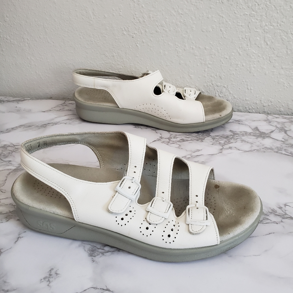 SAS white triple buckle wedge comfort sandal - Picture 3 of 7